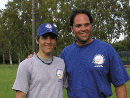 Davide con Mike Piazza "mito" della MLB